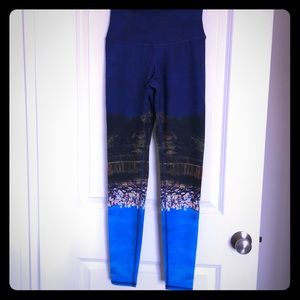 Alo xs leggings